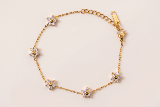 ZAHRA Flower Bracelet