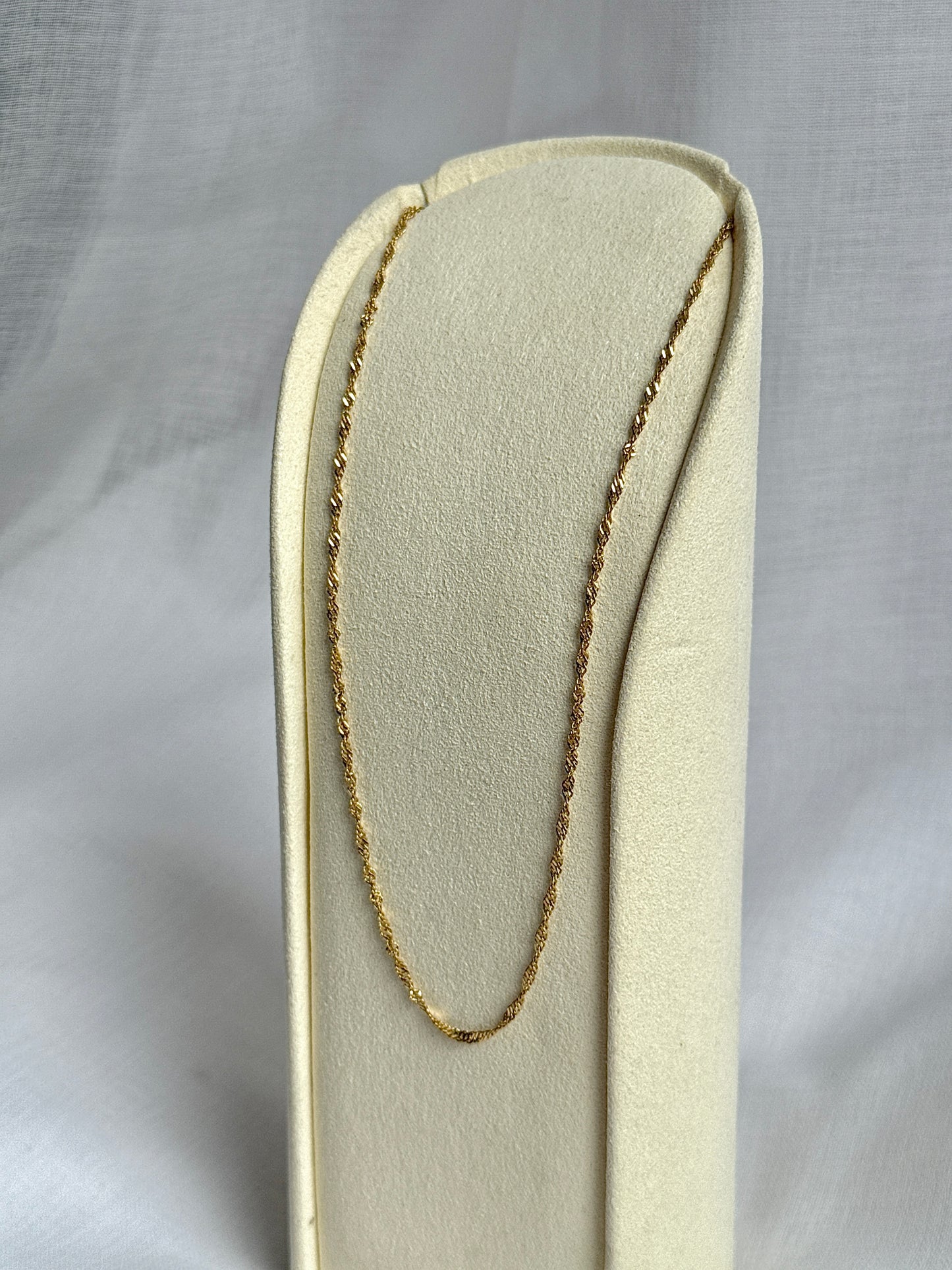 Gold Singapore Chain