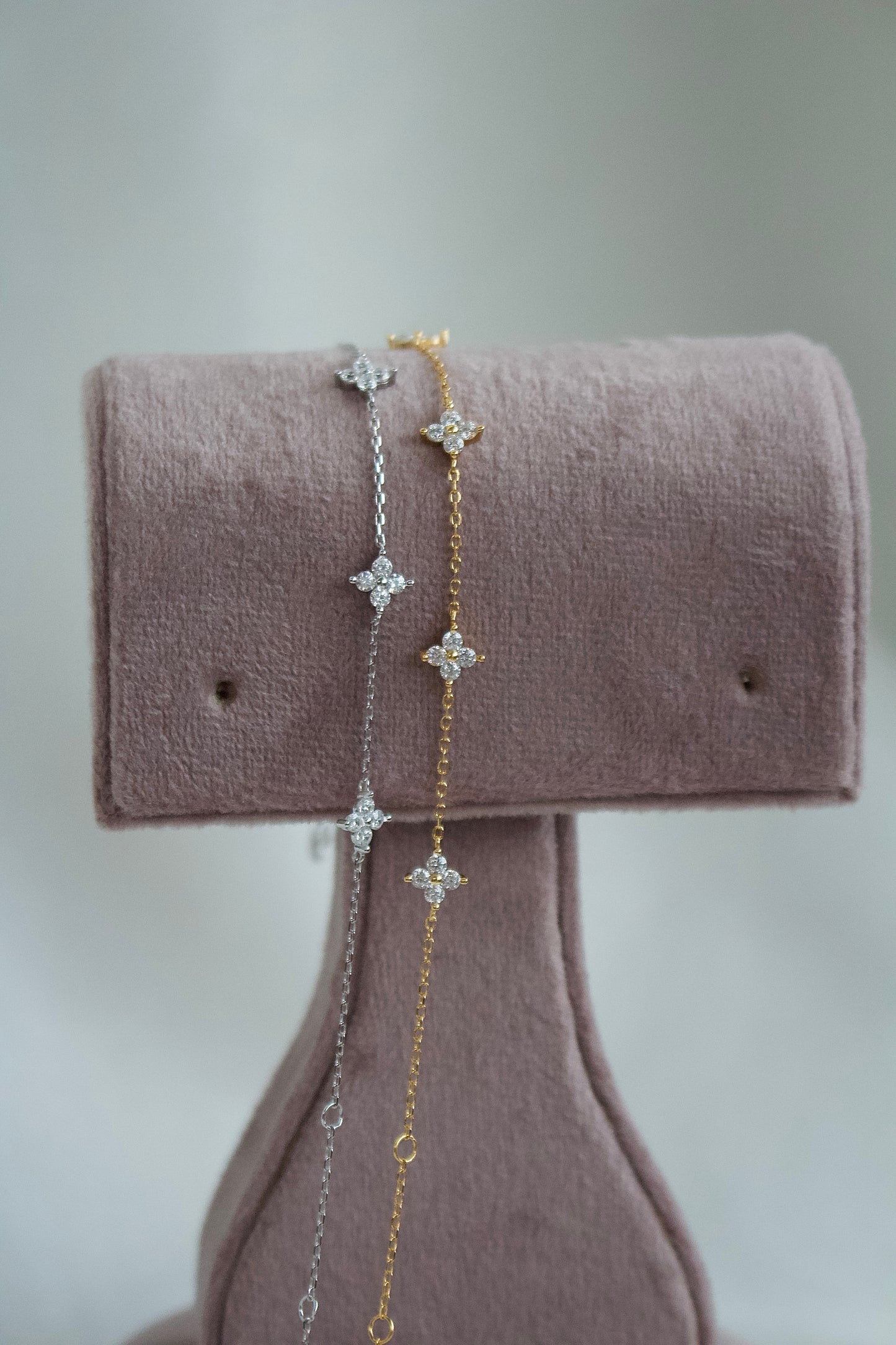 LEYLA Flower Bracelet
