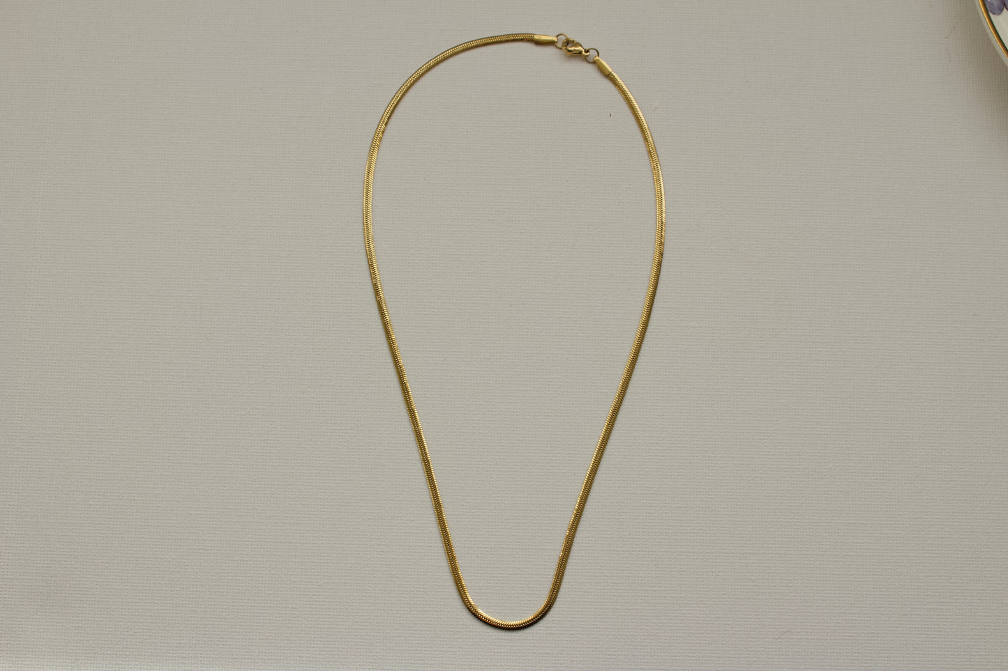 LAMIA Necklace