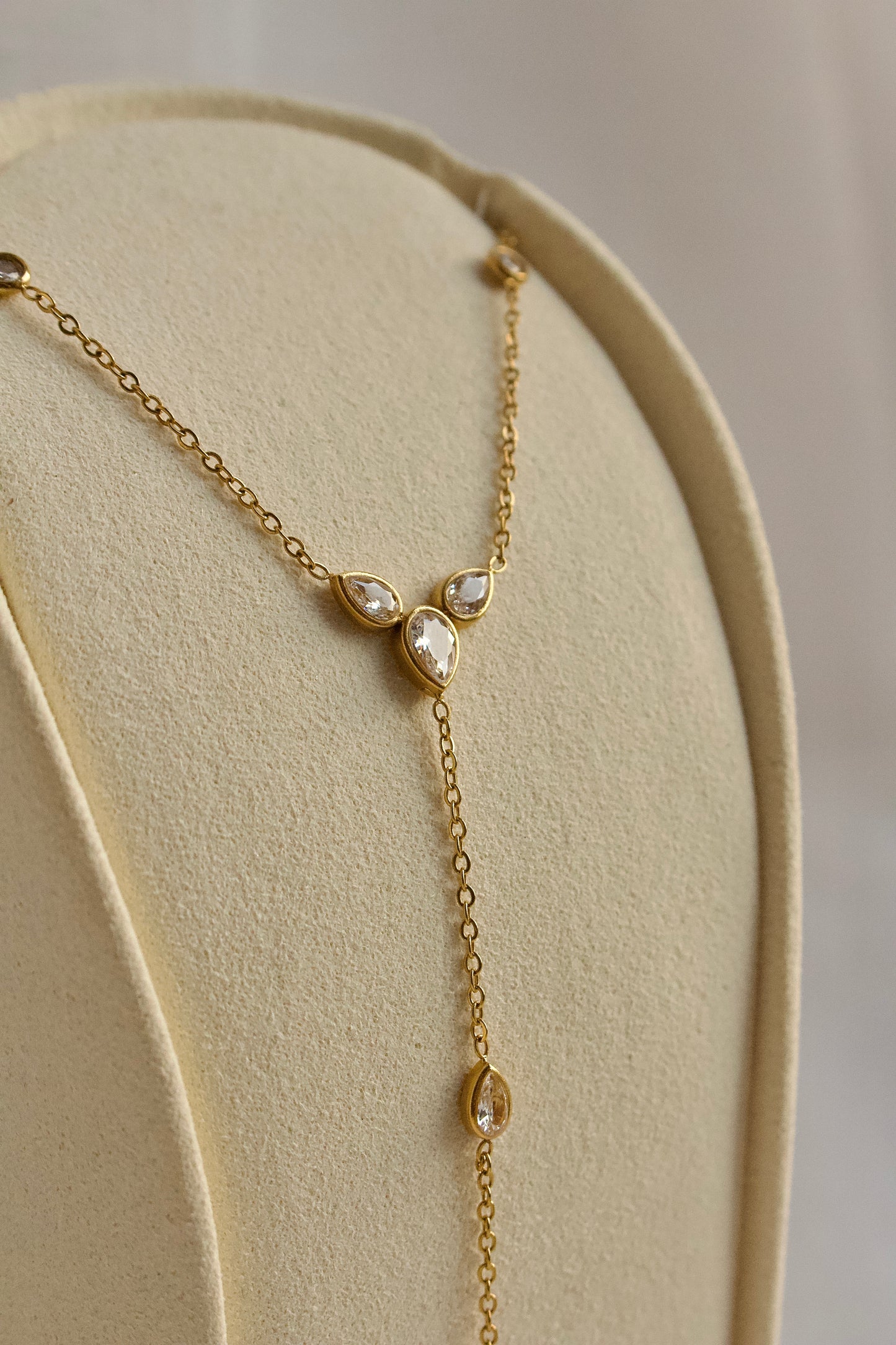 AZIZA Necklace