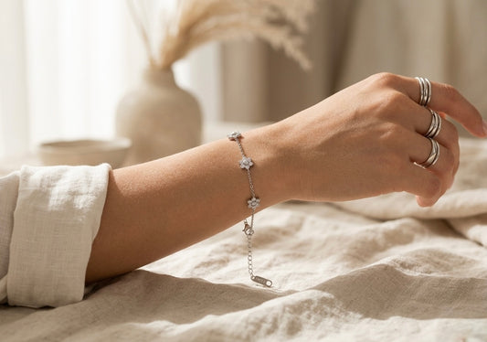 ZAHRA Flower Bracelet