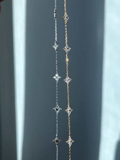 LEYLA Flower Bracelet