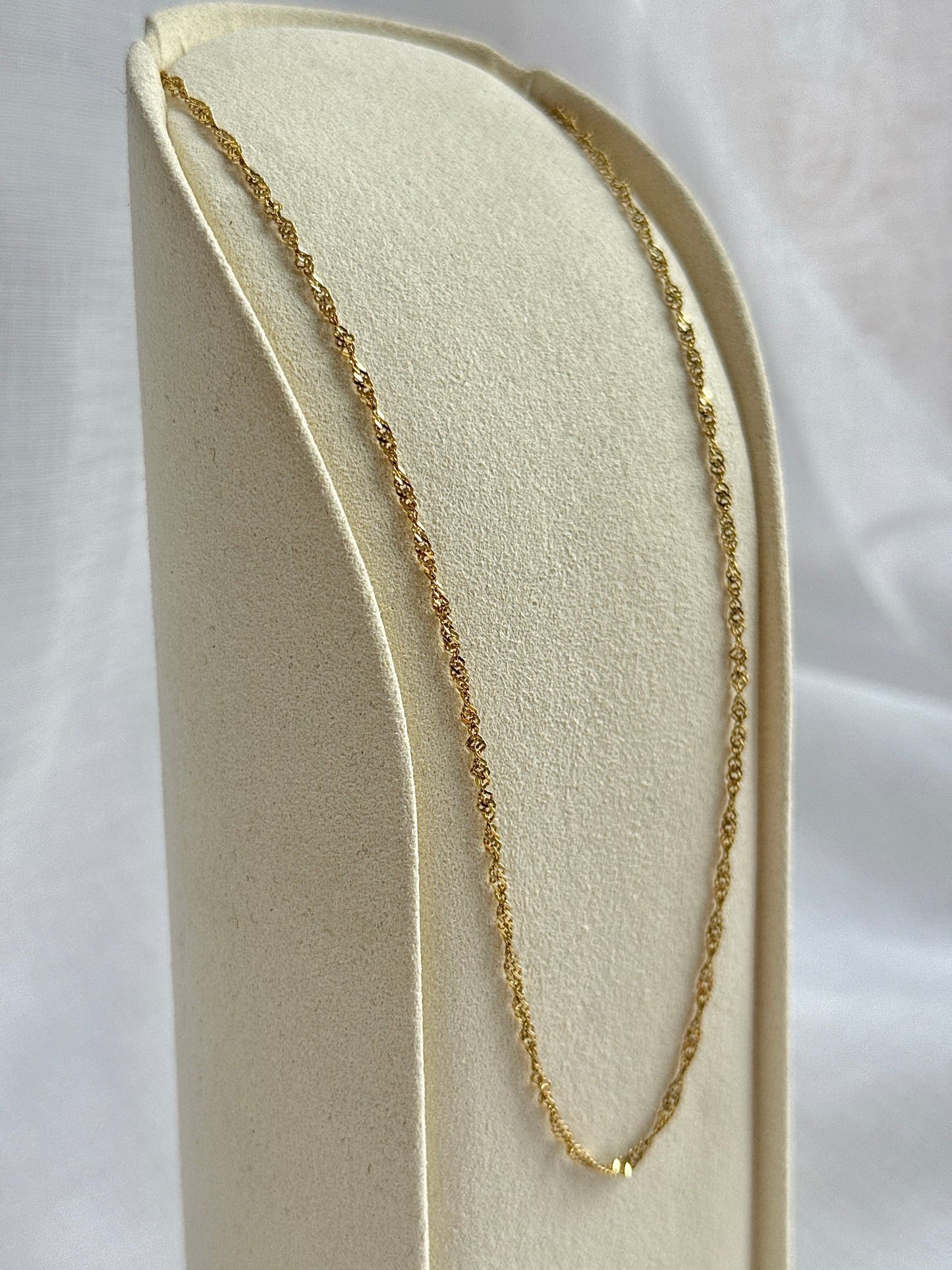 Gold Singapore Chain