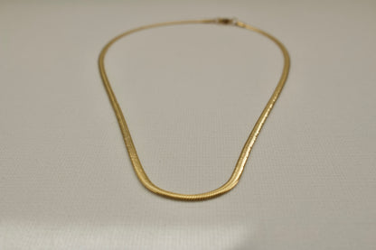LAMIA Necklace