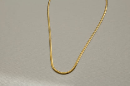 LAMIA Necklace