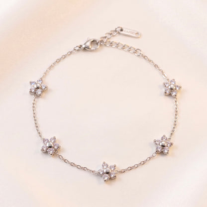 ZAHRA Flower Bracelet